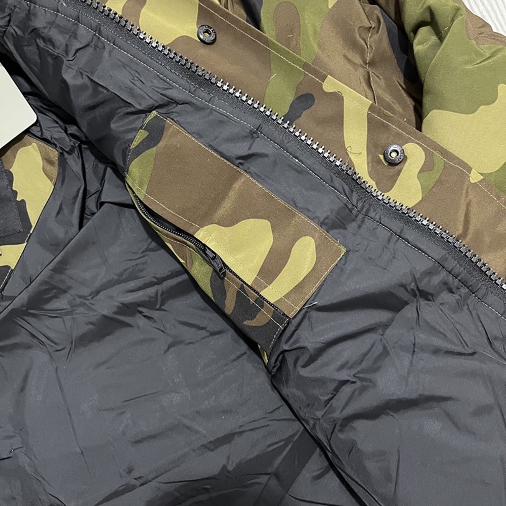 Canada Goose Camo Macmillan Parka Down Jacket - Picture 8 of 12